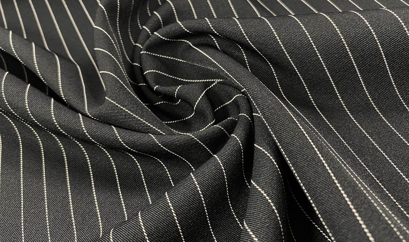 Poly 4way Twist Stripe Twill Women Suit Fabric